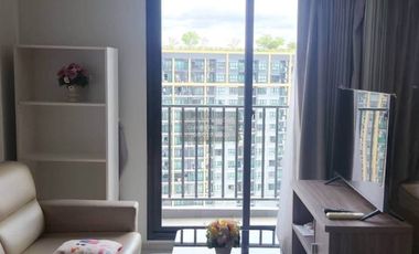 Wohnung zur Miete mit 1 Zimmer in Bang Phlat, Bangkok