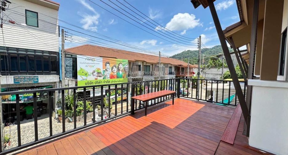 For rent 3 bedrooms townhouse in Kathu, Phuket