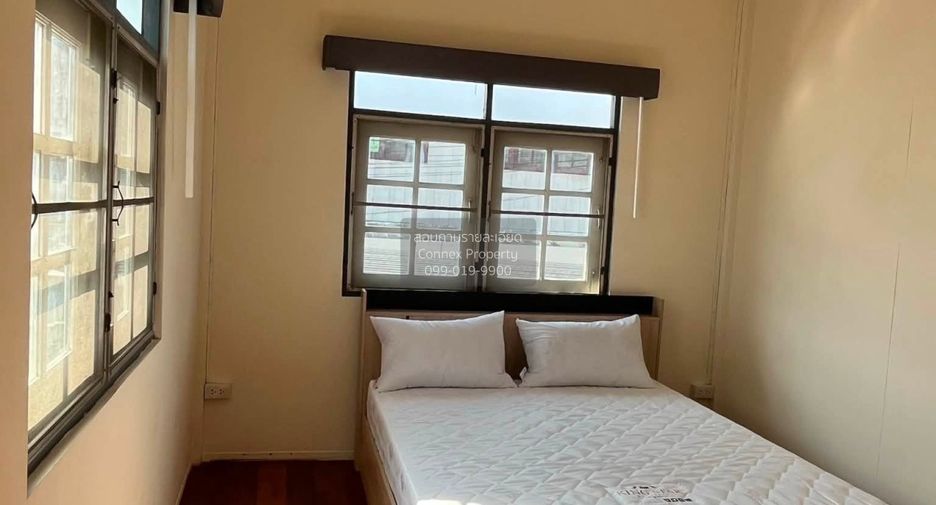 For rent 2 bedrooms house in Bang Na, Bangkok