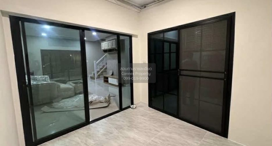 For rent 3 bedrooms townhouse in Sai Mai, Bangkok