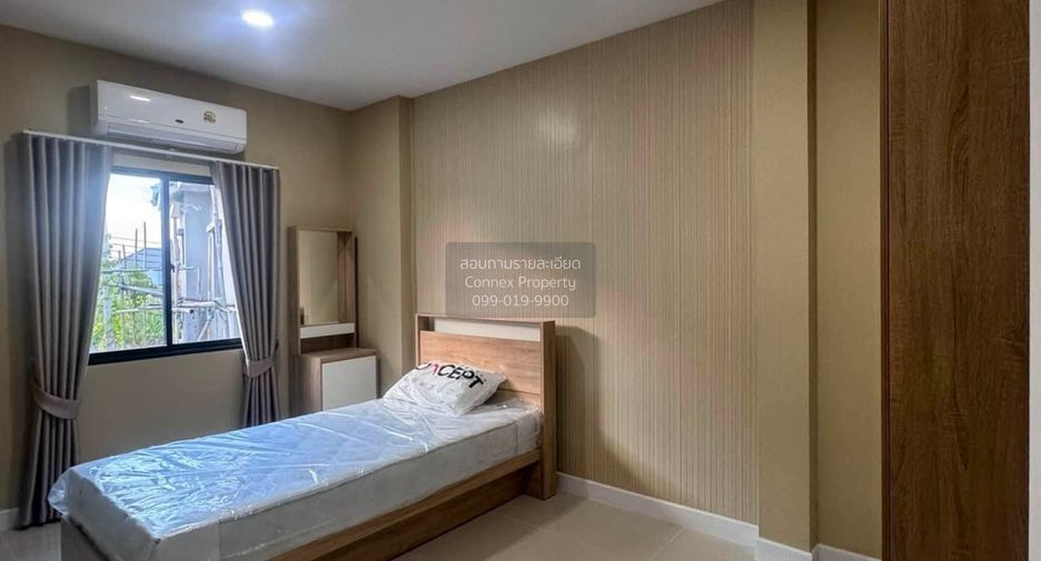 For rent 3 bedrooms townhouse in Sai Mai, Bangkok