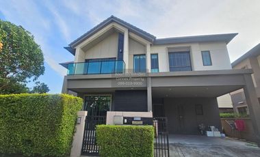 Casa en alquiler de 4 habitaciones en Bang Kruai, Nonthaburi