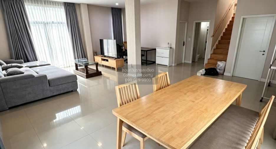 For rent 3 bedrooms house in Lat Krabang, Bangkok