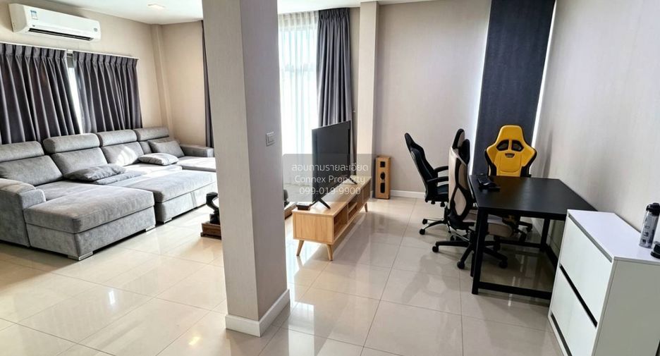For rent 3 bedrooms house in Lat Krabang, Bangkok