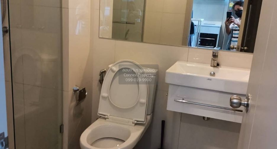 For rent 2 bedrooms condo in Khlong Toei, Bangkok