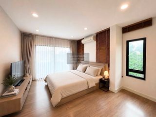 Casa en alquiler de 4 habitaciones en Bang Khen, Bangkok