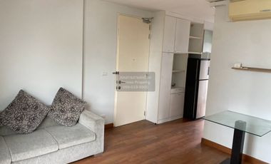 For rent 2 bedrooms condo in Thon Buri, Bangkok