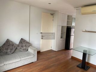 For rent 2 bedrooms condo in Thon Buri, Bangkok