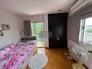 For rent 3 bedrooms townhouse in Mueang Samut Prakan, Samut Prakan