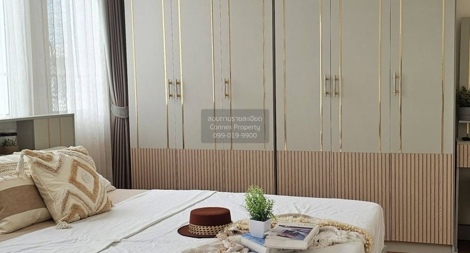 For rent 4 bedrooms townhouse in Bang Khen, Bangkok
