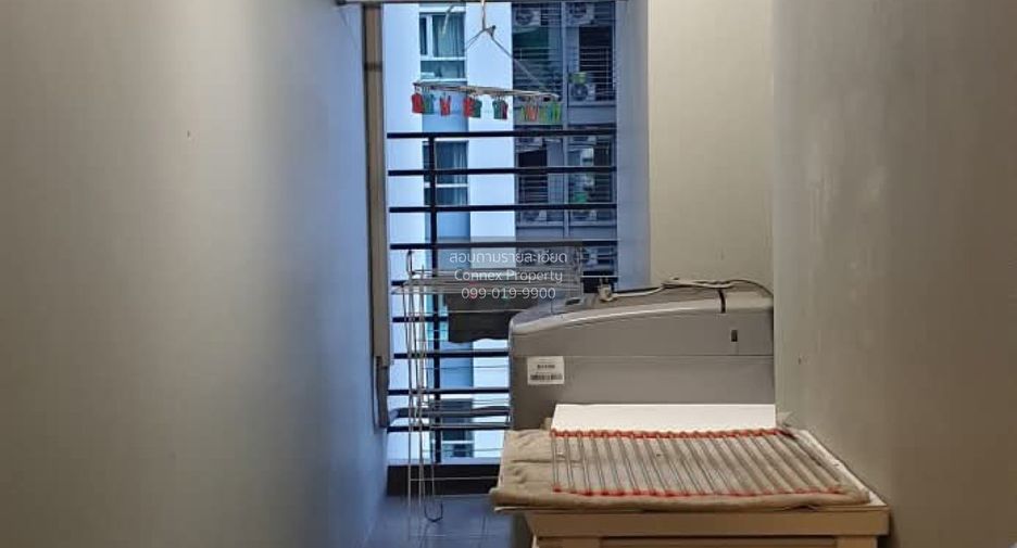 Condo en alquiler de 3 habitaciones en Huai Khwang, Bangkok
