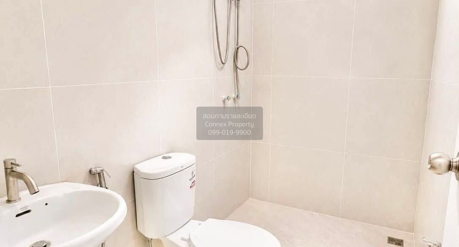 For rent 2 bedrooms condo in Bang Kapi, Bangkok