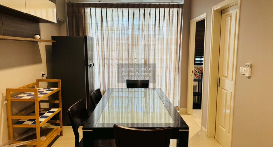 For rent 3 bedrooms townhouse in Bang Khen, Bangkok