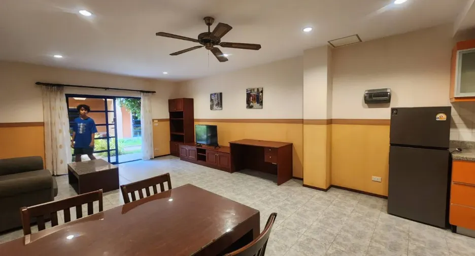 For rent 2 bedrooms townhouse in Bang Lamung, Chonburi