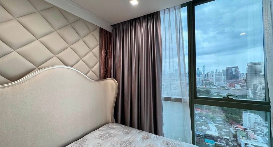 À louer 2 chambres condo à Pathum Wan, Bangkok
