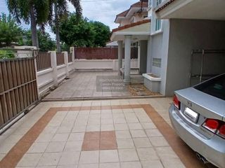 Haus zum Kauf mit 3 Zimmer in Sai Mai, Bangkok