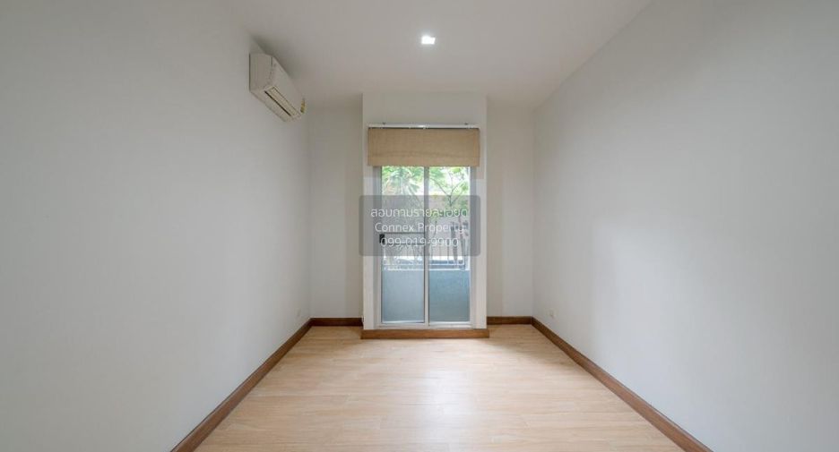 Condo en venta de 2 habitaciones en Khlong Toei, Bangkok