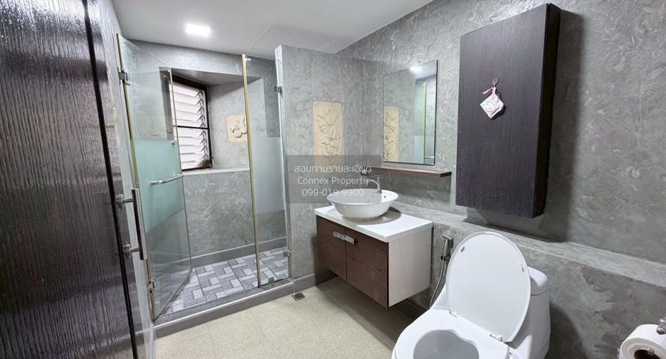 For sale 2 bedrooms condo in Bang Phli, Samut Prakan