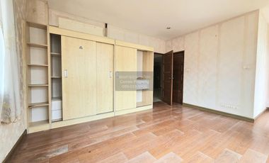 For sale 2 ベッドルーム condo in Din Daeng, Bangkok