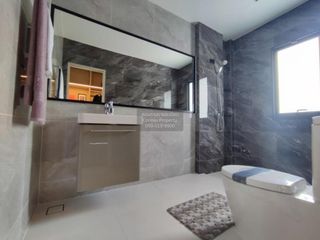 Haus zum Kauf mit 5 Zimmer in Bang Kruai, Nonthaburi