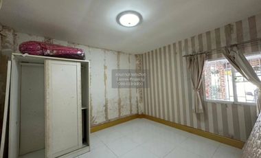 Haus zum Kauf mit 4 Zimmer in Bang Kruai, Nonthaburi