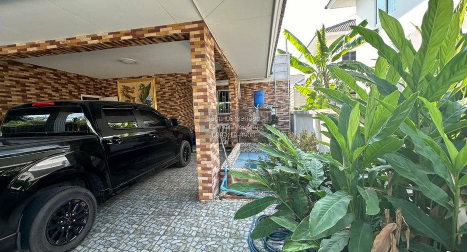Haus zum Kauf mit 4 Zimmer in Bang Kruai, Nonthaburi