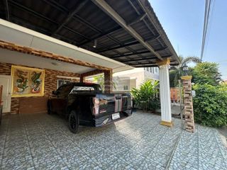 Haus zum Kauf mit 4 Zimmer in Bang Kruai, Nonthaburi