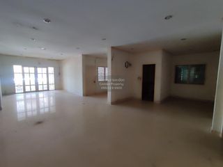 Casa en venta de 3 habitaciones en Bang Khun Thian, Bangkok