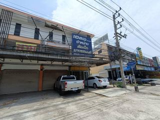 À vendre 2 chambres local commercial à Pran Buri, Prachuap Khiri Khan