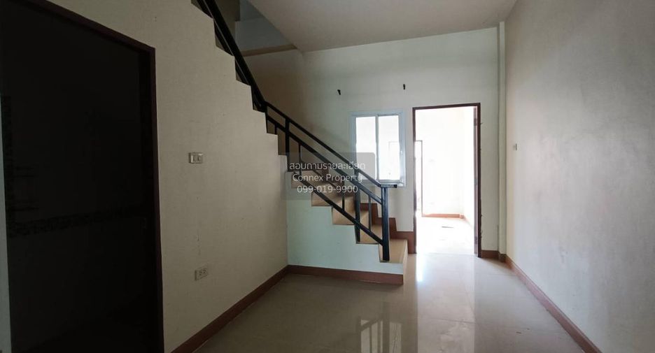 À vendre 3 chambres local commercial à Pran Buri, Prachuap Khiri Khan