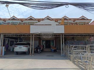 À vendre 3 chambres local commercial à Pran Buri, Prachuap Khiri Khan