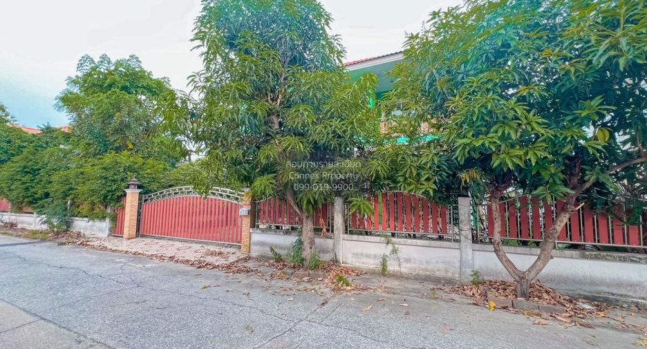 出售 3 卧室 独立屋 在 Sai Noi, Nonthaburi