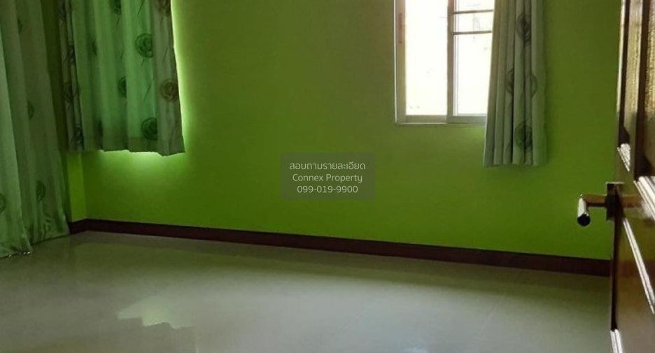 出售 3 卧室 独立屋 在 Sai Noi, Nonthaburi