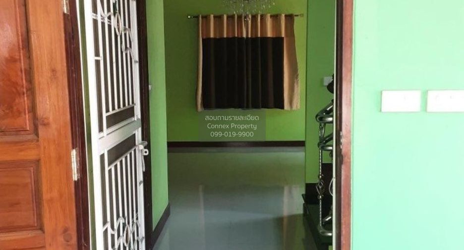 出售 3 卧室 独立屋 在 Sai Noi, Nonthaburi