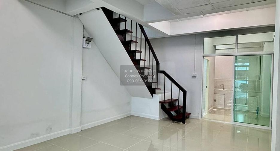 Reihenhaus zum Kauf mit 2 Zimmer in Pak Kret, Nonthaburi