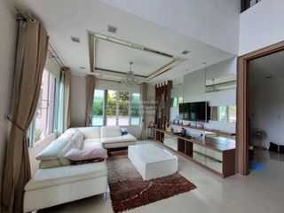Casa en venta de 5 habitaciones en Bang Khun Thian, Bangkok