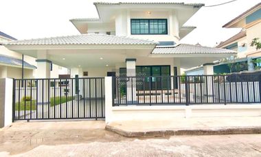 Haus zum Kauf mit 4 Zimmer in Bang Bua Thong, Nonthaburi