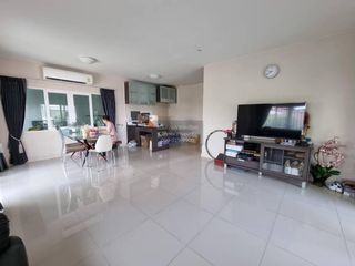 Casa en venta de 4 habitaciones en Bang Khun Thian, Bangkok