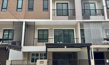 For sale 5 bedrooms townhouse in Min Buri, Bangkok