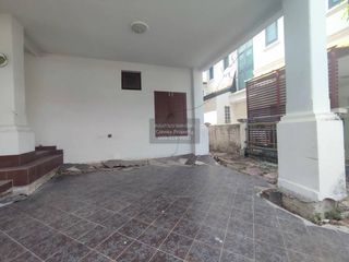 Haus zum Kauf mit 3 Zimmer in Thung Khru, Bangkok