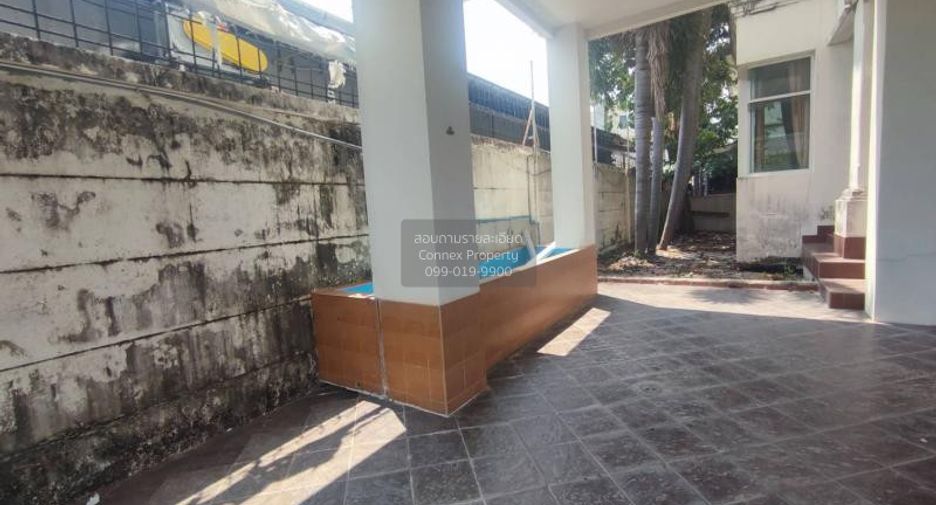 Haus zum Kauf mit 3 Zimmer in Thung Khru, Bangkok
