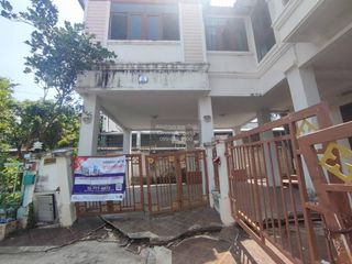 Haus zum Kauf mit 3 Zimmer in Thung Khru, Bangkok