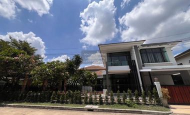 For sale 5 bedrooms house in Phasi Charoen, Bangkok