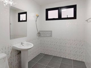 Haus zum Kauf mit 3 Zimmer in Bang Bua Thong, Nonthaburi