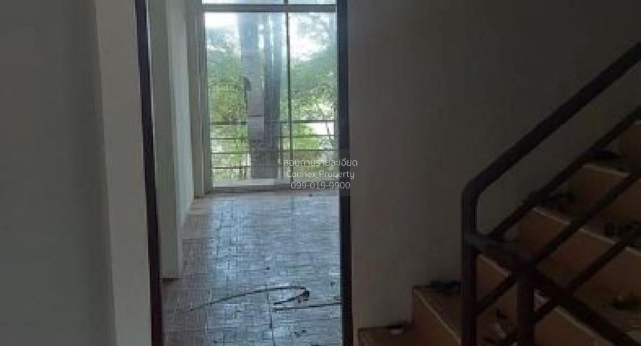 出售 4 卧室 商业空间 在 Ko Lanta, Krabi