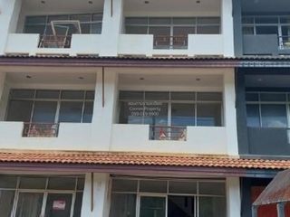 出售 4 卧室 商业空间 在 Ko Lanta, Krabi