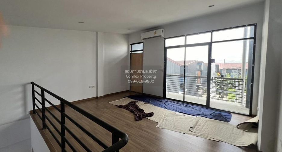 Reihenhaus zum Kauf mit 3 Zimmer in Pak Kret, Nonthaburi