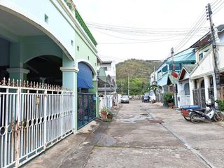 À vendre 2 chambres maison de ville à Hua Hin, Prachuap Khiri Khan