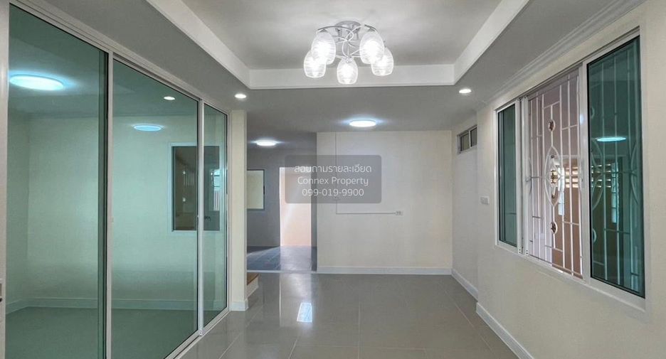 À vendre 4 chambres maison à Bang Yai, Nonthaburi