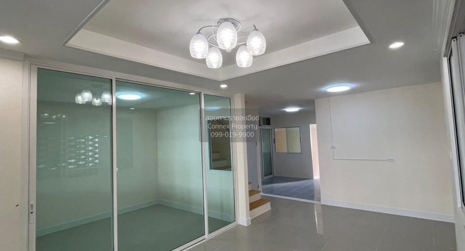 À vendre 4 chambres maison à Bang Yai, Nonthaburi